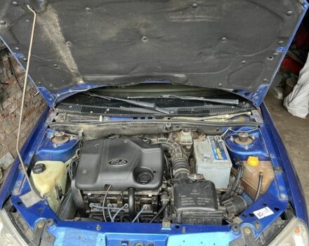 Синій ВАЗ Калина, об'ємом двигуна 1.6 л та пробігом 120 тис. км за 2100 $, фото 1 на Automoto.ua