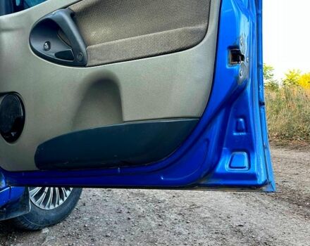 Синий ВАЗ Kalina, объемом двигателя 1.6 л и пробегом 300 тыс. км за 2350 $, фото 4 на Automoto.ua