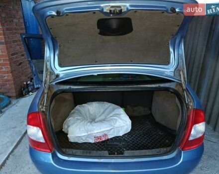 Синий ВАЗ Калина, объемом двигателя 1.6 л и пробегом 116 тыс. км за 2100 $, фото 4 на Automoto.ua