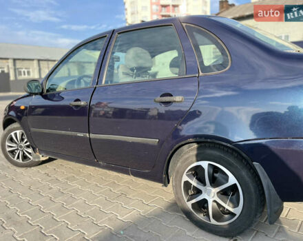 Синий ВАЗ Калина, объемом двигателя 1.6 л и пробегом 111 тыс. км за 1700 $, фото 4 на Automoto.ua