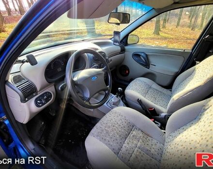 Синий ВАЗ Kalina, объемом двигателя 1.4 л и пробегом 200 тыс. км за 2200 $, фото 3 на Automoto.ua