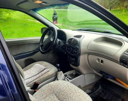 Синий ВАЗ Kalina, объемом двигателя 1.6 л и пробегом 119 тыс. км за 2400 $, фото 6 на Automoto.ua