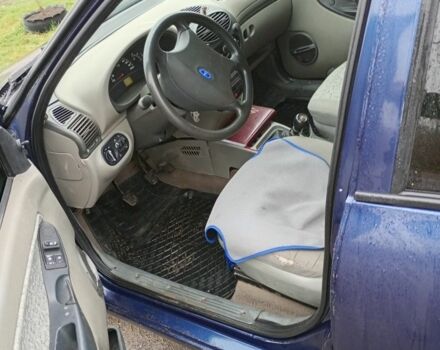 Синій ВАЗ Калина, об'ємом двигуна 1.4 л та пробігом 180 тис. км за 1099 $, фото 3 на Automoto.ua