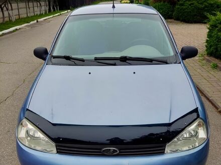 Синий ВАЗ Kalina, объемом двигателя 1.6 л и пробегом 168 тыс. км за 2000 $, фото 1 на Automoto.ua