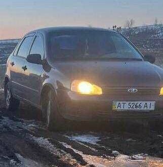 Синий ВАЗ Калина, объемом двигателя 0 л и пробегом 218 тыс. км за 1800 $, фото 1 на Automoto.ua