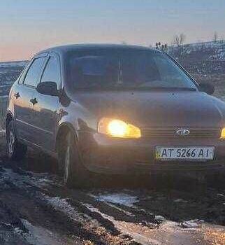 Синий ВАЗ Калина, объемом двигателя 0 л и пробегом 218 тыс. км за 1800 $, фото 1 на Automoto.ua