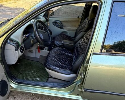 Зеленый ВАЗ Kalina, объемом двигателя 1.4 л и пробегом 174 тыс. км за 1680 $, фото 1 на Automoto.ua