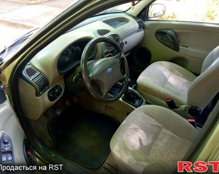 Зеленый ВАЗ Kalina, объемом двигателя 1.4 л и пробегом 201 тыс. км за 1500 $, фото 5 на Automoto.ua