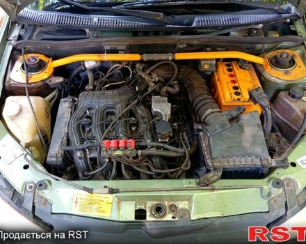 Зеленый ВАЗ Kalina, объемом двигателя 1.4 л и пробегом 201 тыс. км за 1500 $, фото 6 на Automoto.ua