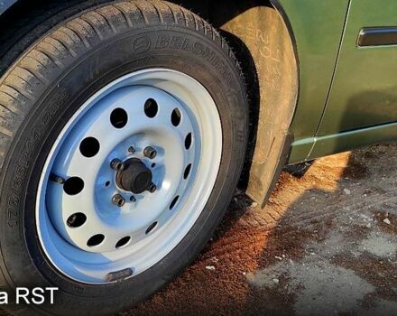 Зеленый ВАЗ Kalina, объемом двигателя 1.4 л и пробегом 84 тыс. км за 2890 $, фото 2 на Automoto.ua