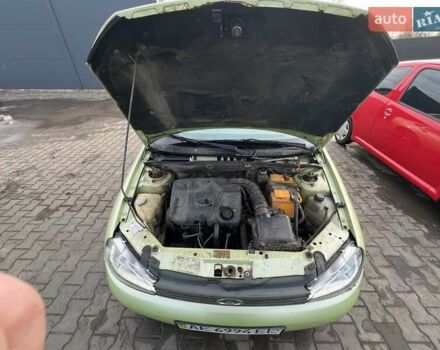 Зелений ВАЗ Калина, об'ємом двигуна 0 л та пробігом 250 тис. км за 1400 $, фото 4 на Automoto.ua