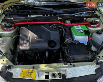 Зелений ВАЗ Калина, об'ємом двигуна 1.6 л та пробігом 190 тис. км за 2000 $, фото 7 на Automoto.ua