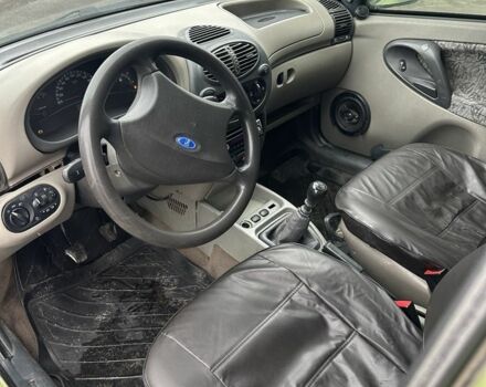 Зеленый ВАЗ Калина, объемом двигателя 1.6 л и пробегом 180 тыс. км за 1450 $, фото 4 на Automoto.ua