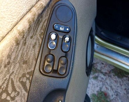 Зеленый ВАЗ Kalina, объемом двигателя 1.6 л и пробегом 160 тыс. км за 1550 $, фото 7 на Automoto.ua