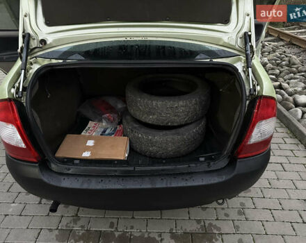 ВАЗ Калина 2006 в Ивано-Франковске на Automoto.ua Зеленый ВАЗ Калина, объемом двигателя 1.5 л и пробегом 170 тыс. км за 1260 $, фото 8 на Automoto.ua