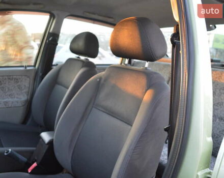 Зеленый ВАЗ Калина, объемом двигателя 1.6 л и пробегом 271 тыс. км за 2800 $, фото 6 на Automoto.ua