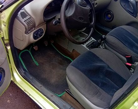 Зелений ВАЗ Kalina, об'ємом двигуна 1.5 л та пробігом 221 тис. км за 1400 $, фото 4 на Automoto.ua