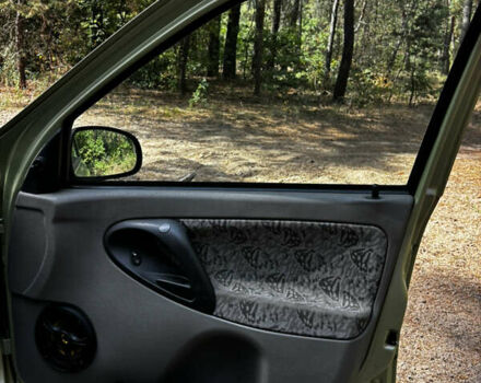 Зелений ВАЗ Калина, об'ємом двигуна 1.6 л та пробігом 190 тис. км за 2000 $, фото 10 на Automoto.ua