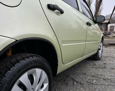 Зеленый ВАЗ Калина, объемом двигателя 1.6 л и пробегом 239 тыс. км за 1350 $, фото 13 на Automoto.ua