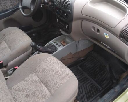 Зеленый ВАЗ Калина, объемом двигателя 1.6 л и пробегом 250 тыс. км за 1250 $, фото 5 на Automoto.ua