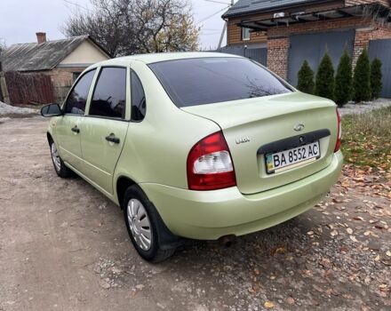 Зеленый ВАЗ Калина, объемом двигателя 1.6 л и пробегом 182 тыс. км за 1650 $, фото 1 на Automoto.ua