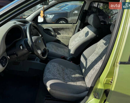 Зелений ВАЗ Калина, об'ємом двигуна 1.6 л та пробігом 150 тис. км за 1699 $, фото 5 на Automoto.ua