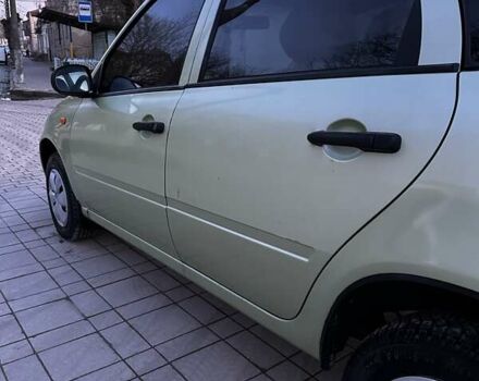 Зеленый ВАЗ Калина, объемом двигателя 1.6 л и пробегом 175 тыс. км за 1550 $, фото 10 на Automoto.ua