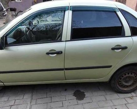 Зеленый ВАЗ Калина, объемом двигателя 1.6 л и пробегом 257 тыс. км за 2000 $, фото 7 на Automoto.ua