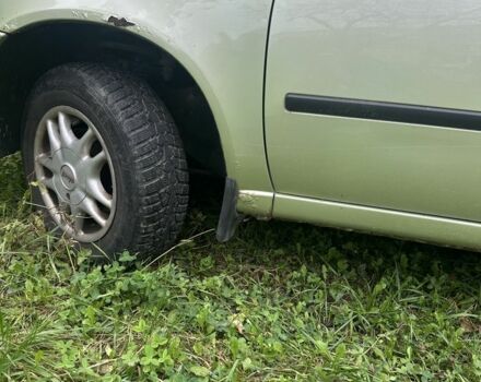 Зелений ВАЗ Калина, об'ємом двигуна 1.6 л та пробігом 221 тис. км за 1650 $, фото 5 на Automoto.ua