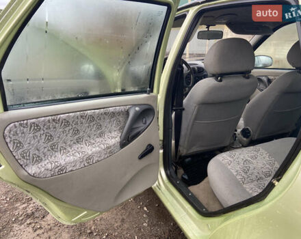 Зелений ВАЗ Калина, об'ємом двигуна 1.6 л та пробігом 88 тис. км за 2200 $, фото 14 на Automoto.ua