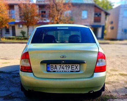 Зеленый ВАЗ Kalina, объемом двигателя 1.6 л и пробегом 160 тыс. км за 1550 $, фото 2 на Automoto.ua