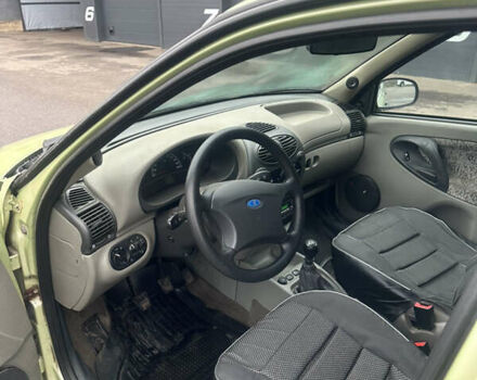 Зеленый ВАЗ Калина, объемом двигателя 1.6 л и пробегом 115 тыс. км за 1500 $, фото 7 на Automoto.ua