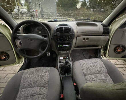 ВАЗ Калина 2006 в Ивано-Франковске на Automoto.ua Зеленый ВАЗ Калина, объемом двигателя 1.5 л и пробегом 170 тыс. км за 1260 $, фото 7 на Automoto.ua