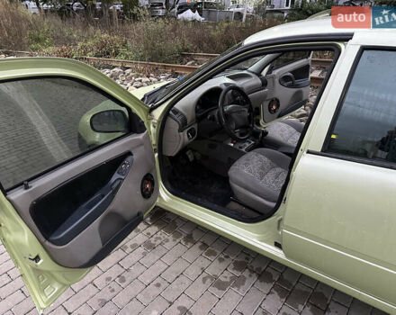 ВАЗ Калина 2006 в Ивано-Франковске на Automoto.ua Зеленый ВАЗ Калина, объемом двигателя 1.5 л и пробегом 170 тыс. км за 1260 $, фото 9 на Automoto.ua