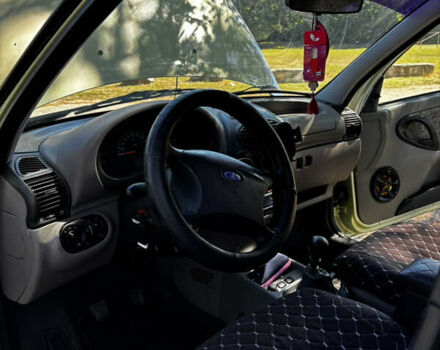 Зелений ВАЗ Калина, об'ємом двигуна 1.6 л та пробігом 190 тис. км за 2000 $, фото 8 на Automoto.ua