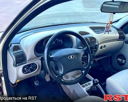 Зеленый ВАЗ Kalina, объемом двигателя 1.6 л и пробегом 230 тыс. км за 1499 $, фото 4 на Automoto.ua