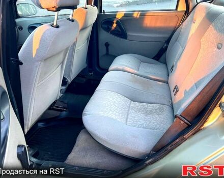 Зеленый ВАЗ Kalina, объемом двигателя 1.6 л и пробегом 230 тыс. км за 1499 $, фото 5 на Automoto.ua