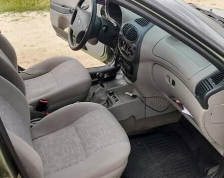 Зеленый ВАЗ Калина, объемом двигателя 1.6 л и пробегом 55 тыс. км за 3700 $, фото 6 на Automoto.ua