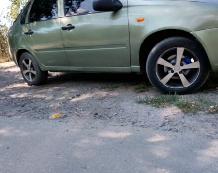 Зеленый ВАЗ Калина, объемом двигателя 1.6 л и пробегом 170 тыс. км за 1700 $, фото 5 на Automoto.ua