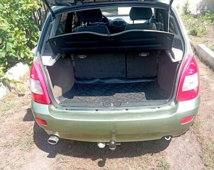 Зеленый ВАЗ Kalina, объемом двигателя 1.6 л и пробегом 200 тыс. км за 2200 $, фото 5 на Automoto.ua