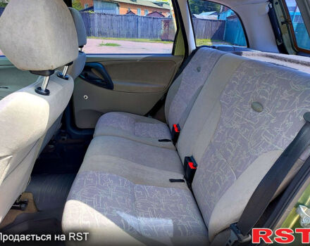 Зелений ВАЗ Kalina, об'ємом двигуна 1.4 л та пробігом 180 тис. км за 2700 $, фото 8 на Automoto.ua