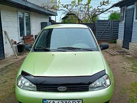 Зелений ВАЗ Kalina, об'ємом двигуна 1.6 л та пробігом 154 тис. км за 1990 $, фото 1 на Automoto.ua