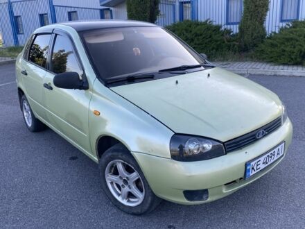 ВАЗ Калина 2006 у Новомосковске на Automoto.ua Зелений ВАЗ Калина, об'ємом двигуна 1.6 л та пробігом 250 тис. км за 1900 $, фото 1 на Automoto.ua