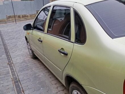 Зеленый ВАЗ Калина, объемом двигателя 1.6 л и пробегом 180 тыс. км за 1670 $, фото 1 на Automoto.ua