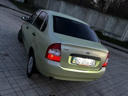 Зеленый ВАЗ Калина, объемом двигателя 1.6 л и пробегом 175 тыс. км за 1550 $, фото 1 на Automoto.ua