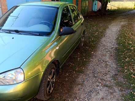 Зеленый ВАЗ Kalina, объемом двигателя 1.4 л и пробегом 117 тыс. км за 2500 $, фото 1 на Automoto.ua