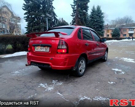 Червоний ВАЗ Lada Kalina, об'ємом двигуна 1.6 л та пробігом 230 тис. км за 2600 $, фото 1 на Automoto.ua
