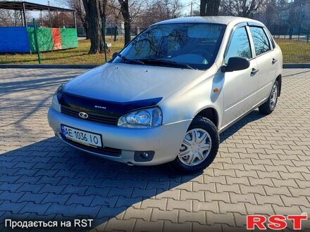 Серый ВАЗ Lada Kalina, объемом двигателя 1.6 л и пробегом 206 тыс. км за 2200 $, фото 1 на Automoto.ua