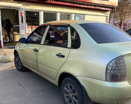 Зелений ВАЗ Lada Kalina, об'ємом двигуна 1.6 л та пробігом 1 тис. км за 2200 $, фото 1 на Automoto.ua