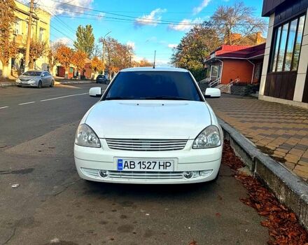 Білий ВАЗ Lada Priora, об'ємом двигуна 1.6 л та пробігом 120 тис. км за 4200 $, фото 1 на Automoto.ua